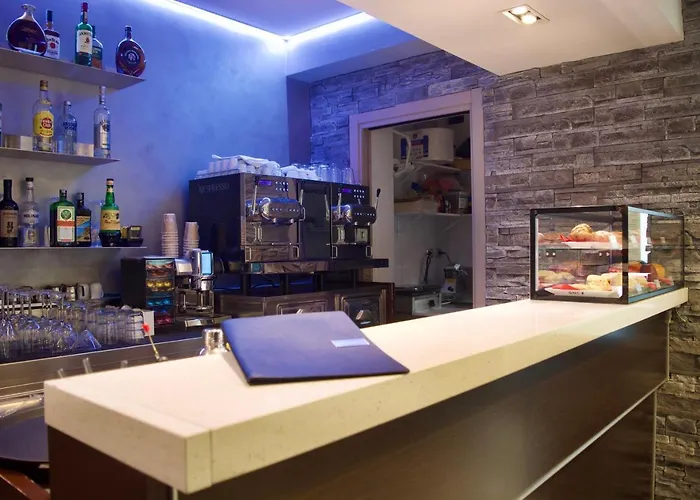 Szálloda Sechi With Parking Milánó