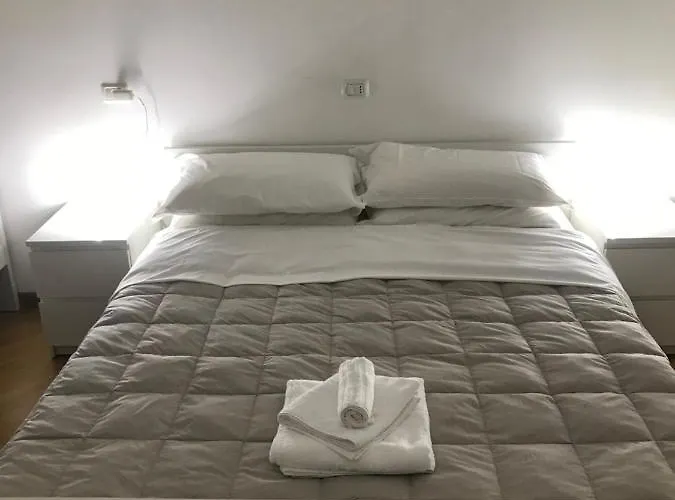 Bocconi Apartment Mailand