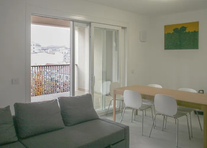 Bnbutler - Govone - Ampio E Luminoso Con Terrazza Апартаменты *