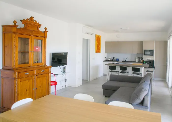 아파트 Bnbutler - Govone - Ampio E Luminoso Con Terrazza 밀라노