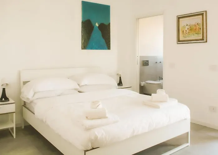 아파트 Bnbutler - Govone - Ampio E Luminoso Con Terrazza *