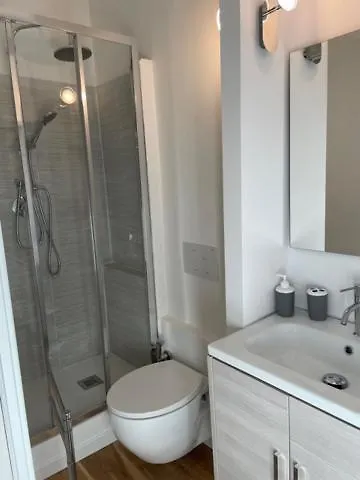 Bomboniera Via Marghera 37 *