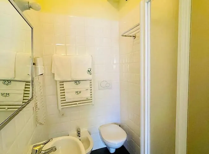 בית הארחה Via Padova 165 מילאנו