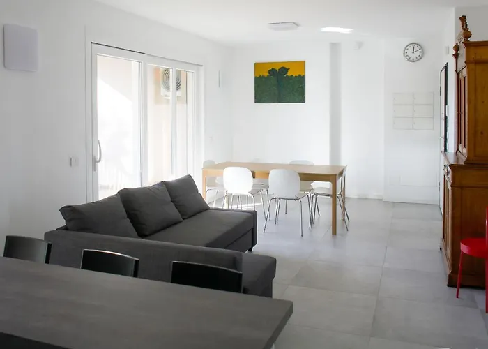 Bnbutler - Govone - Ampio E Luminoso Con Terrazza Апартаменты Милан