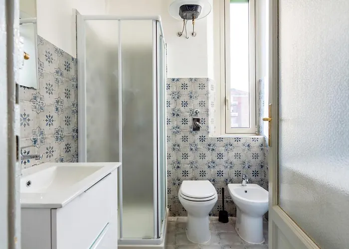 Cosy Close To Iulm Milán