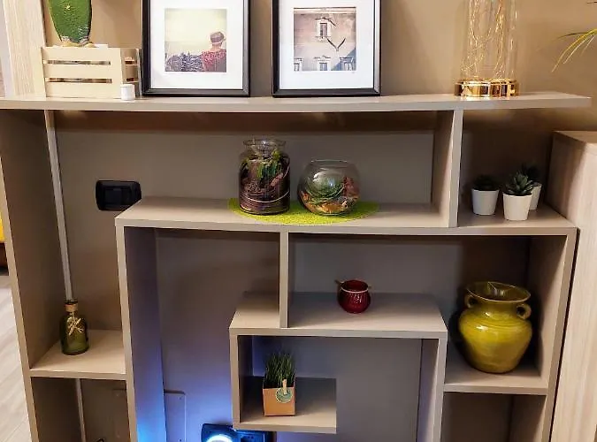 Luminoso A Pochi Minuti Da Duomo E Fiera Apartamento *