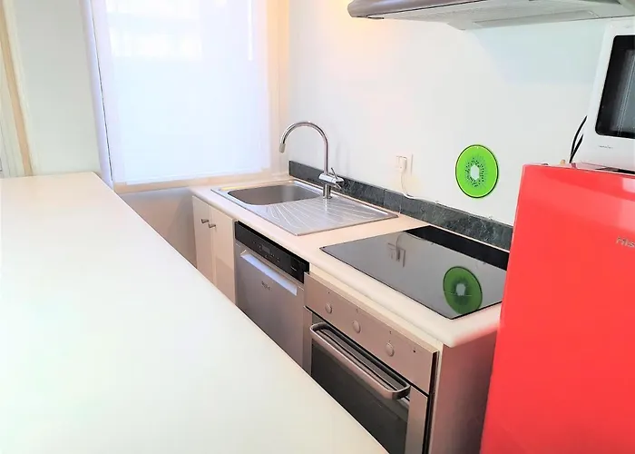 S. Ambrogio Square Apartment *