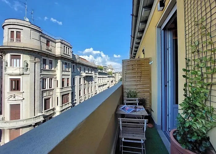 Vico Fashion District