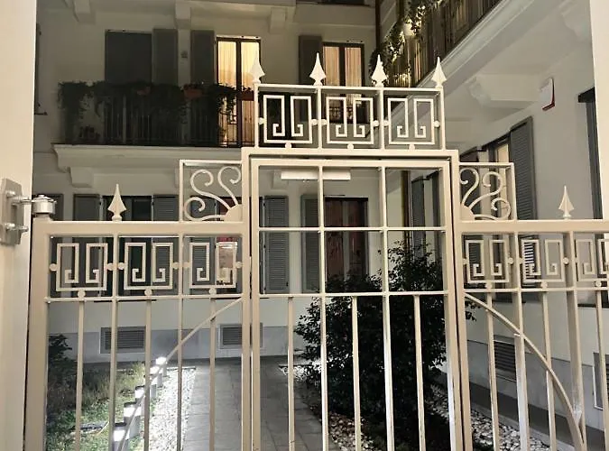 아파트 L'arche Canonica - Pretty Little House *