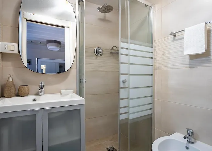 13 Stazione * 밀라노