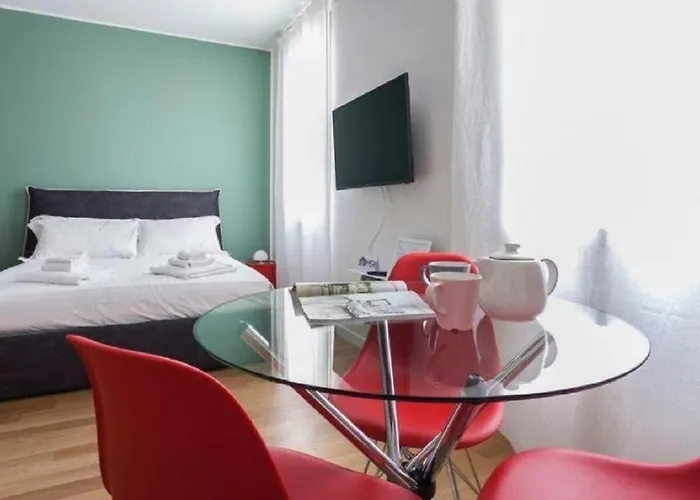 Navigli - Tornatore Milan