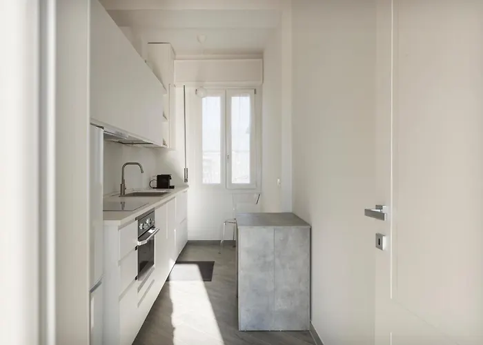 Hostmate -milano - Strambio - Citta Studi *