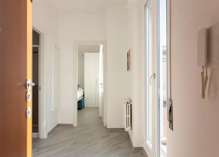 Hostmate -milano - Strambio - Citta Studi Mediolan