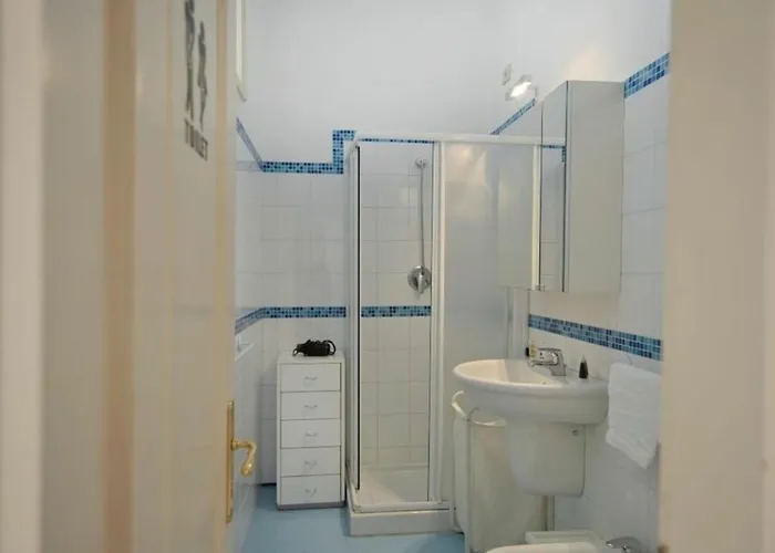 Piero Della Francesca By Halldis Daire *