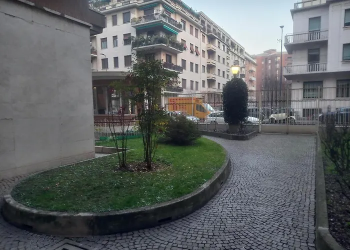 Bilocale 7 Piano Balcone Vista Skyline Διαμέρισμα