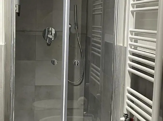 Jr Mm3 Repubblica -stazione-centro Direz- C3 Apartmán Milán