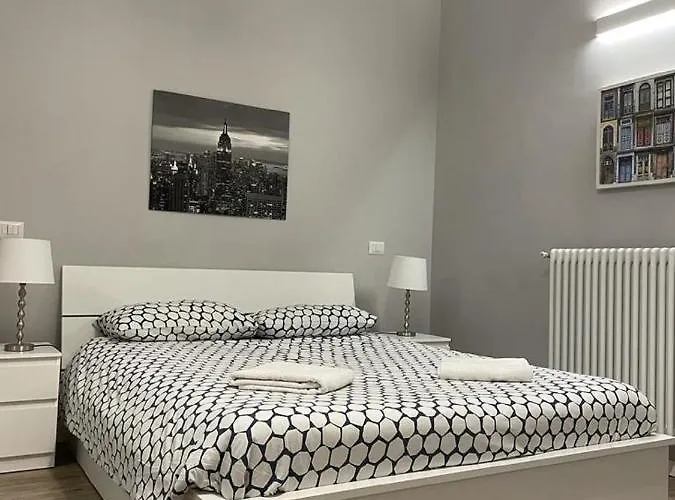 Jr Mm3 Repubblica -stazione-centro Direz- C3 * Milán
