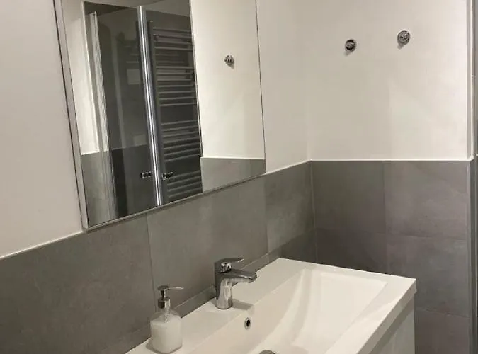 Jr Mm3 Repubblica -stazione-centro Direz- C3 * Milán