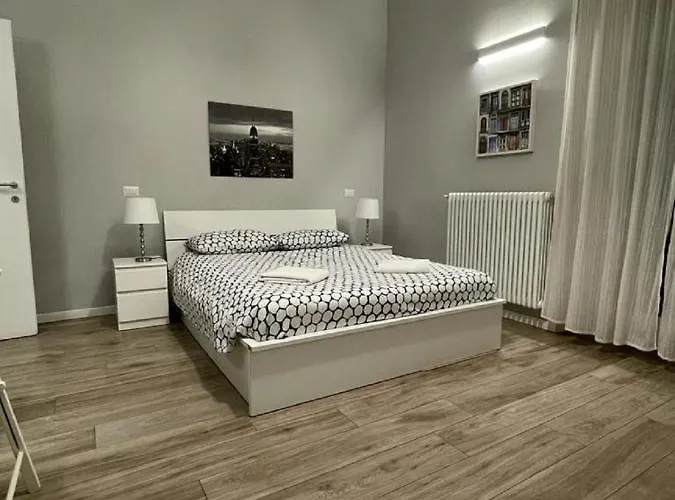 Jr Mm3 Repubblica -stazione-centro Direz- C3 Appartement *