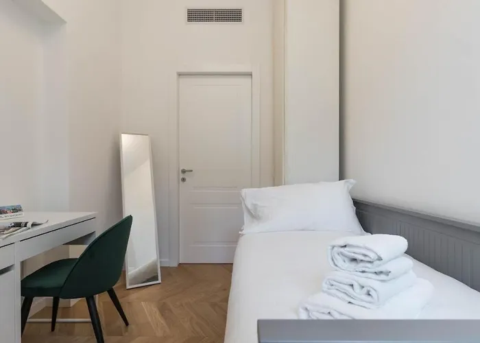 Italianway Comfort - Pindemonte 1 * Milan