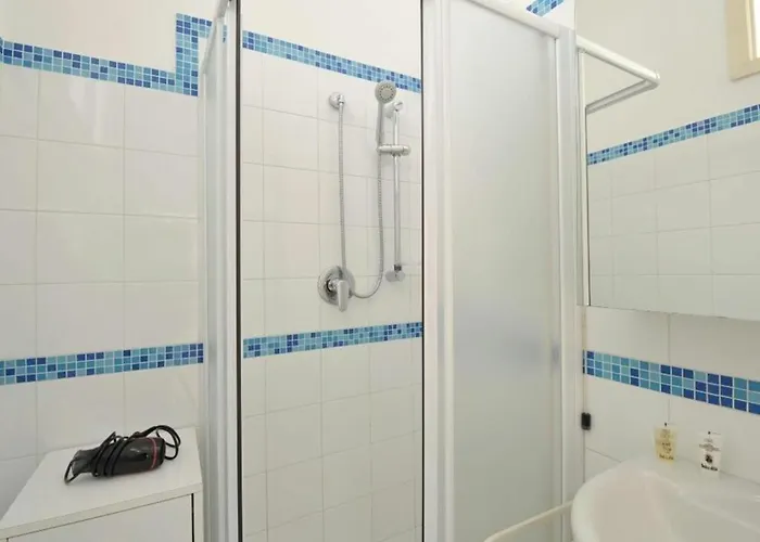 Piero Della Francesca By Halldis