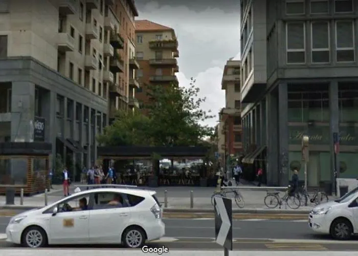 Metro Stazione Centrale / Repubblica Apartmán Milán