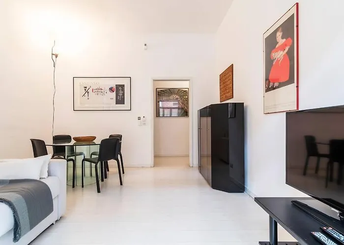 Anita Flexyrent In Brera District A.c. Wifi דירה מילאנו