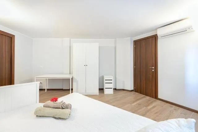 Alessia's Flat - Michetti *