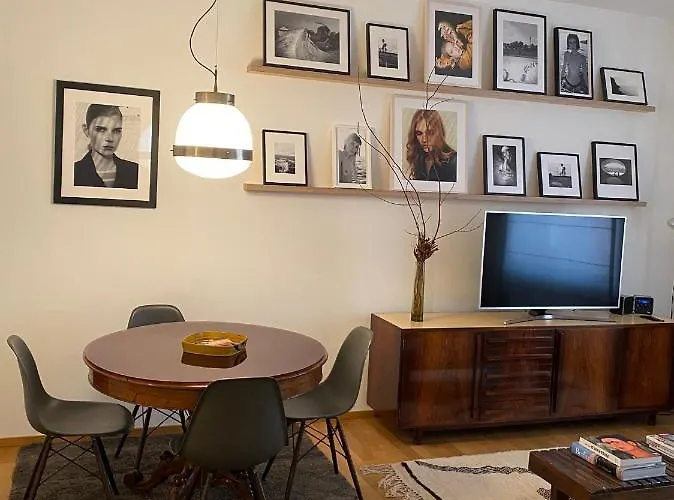 Salasco 20 - Bocconi Porta Romana Stylish Apt! Milano