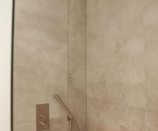 Corso Magenta Prestige