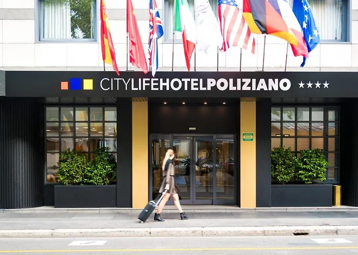 Life Poliziano, By R Collection