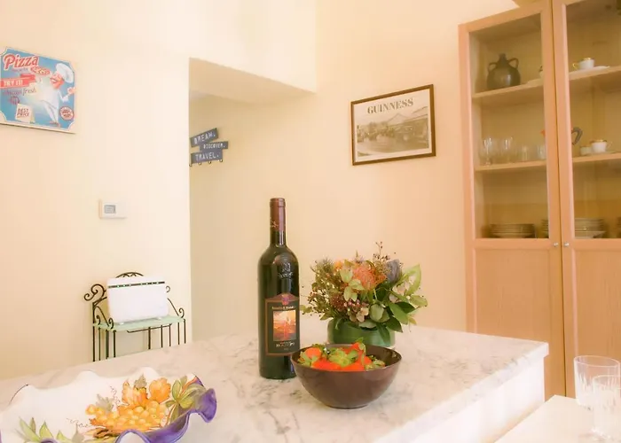 Bnbutler - Farini - Beautiful One Bedroom - Daire Milano