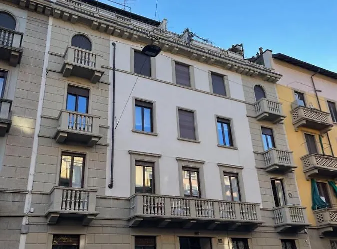 Lacaralele1 Apartamento