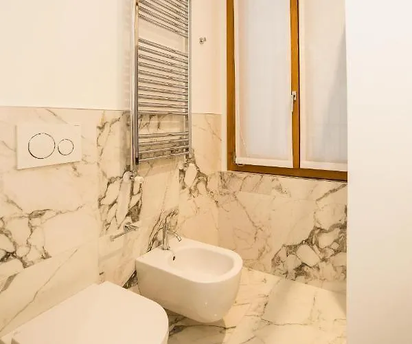 Chic Luxury Apartments-hosted By Sweetstay *