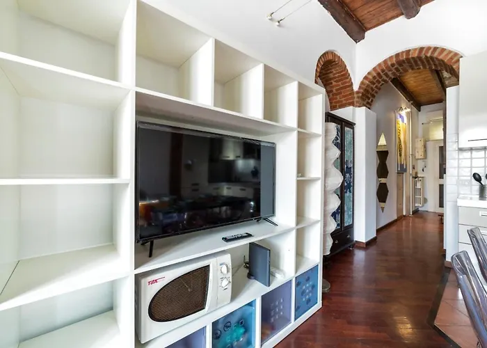 Apartamento Guesthost - Porta Romana & Bocconi Cosy