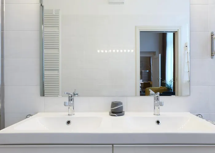 Contempora - Crocetta - Boheme ميلان