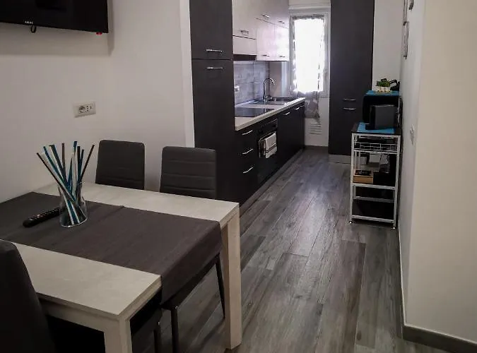 아파트 L'arche Lodovico Il Moro - House On The Navigli River *