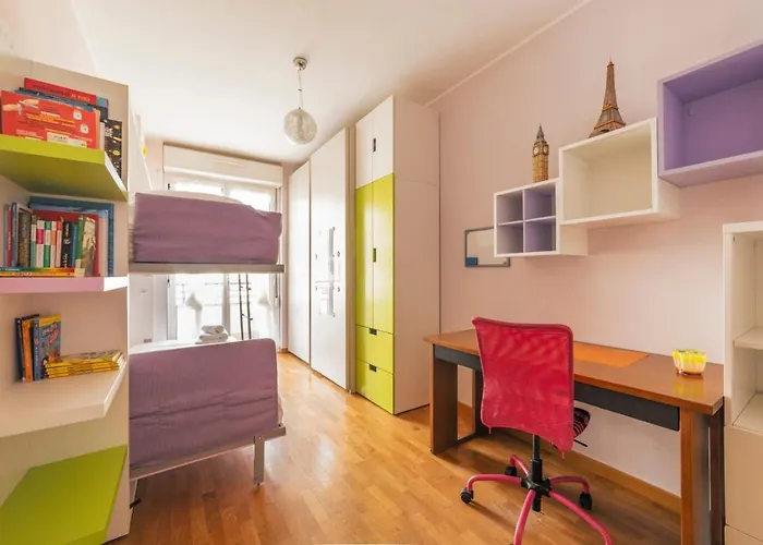 アパート Rogoredo With Garage