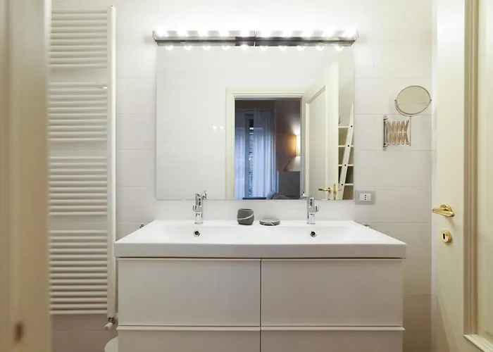 Contempora - Porta Romana - Traviata Appartement *