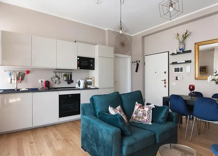 Youhosty - Algardi 5 *