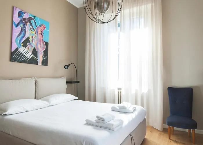 Youhosty - Algardi 5