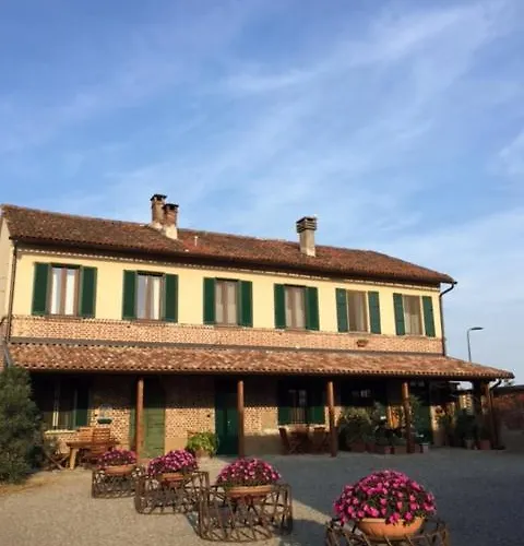 Alloggio per agriturismo Cascina Battivacco *