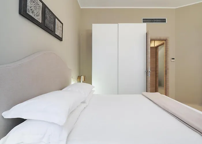 Contempora - Cavallotti 13 - B31 * Milan