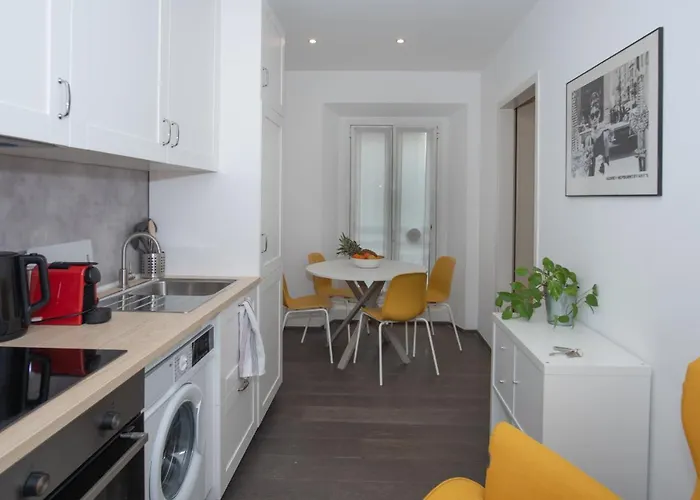 Hostmate - Milano- Savona - Tortona