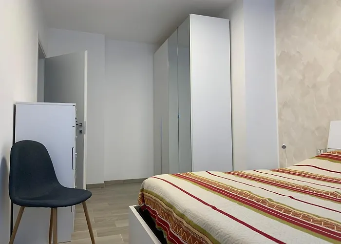 Trilocale In Zona Bocconi/navigli Daire *