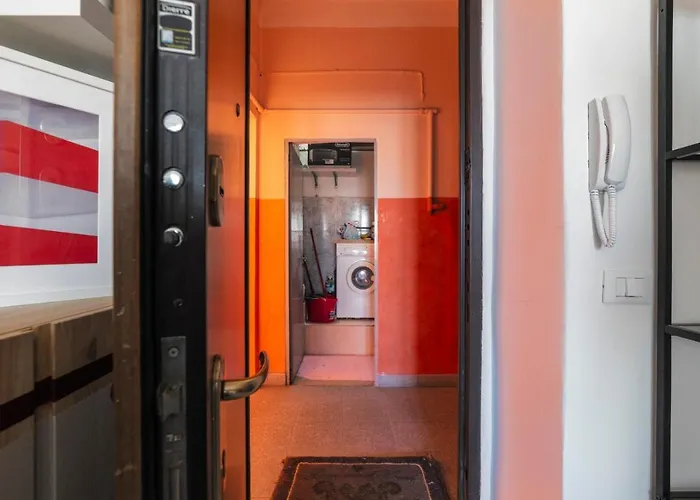 Naviglio Pavese * מילאנו