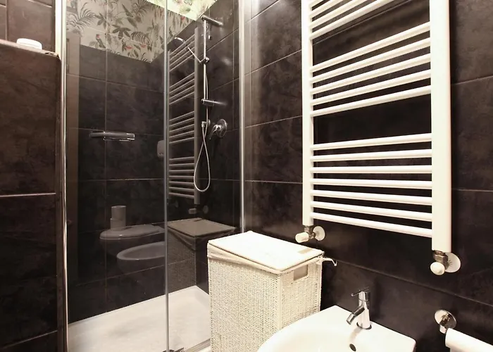 Modern Close To Shopping District ミラノ