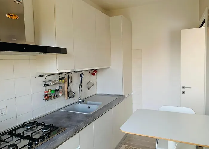 Apartmán Trilocale In Zona Bocconi/navigli Milán