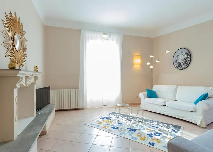 Retreats Navigli 公寓