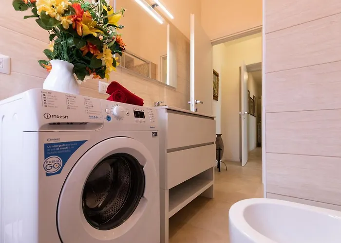דירה Bicocca - 2 Bedrooms *